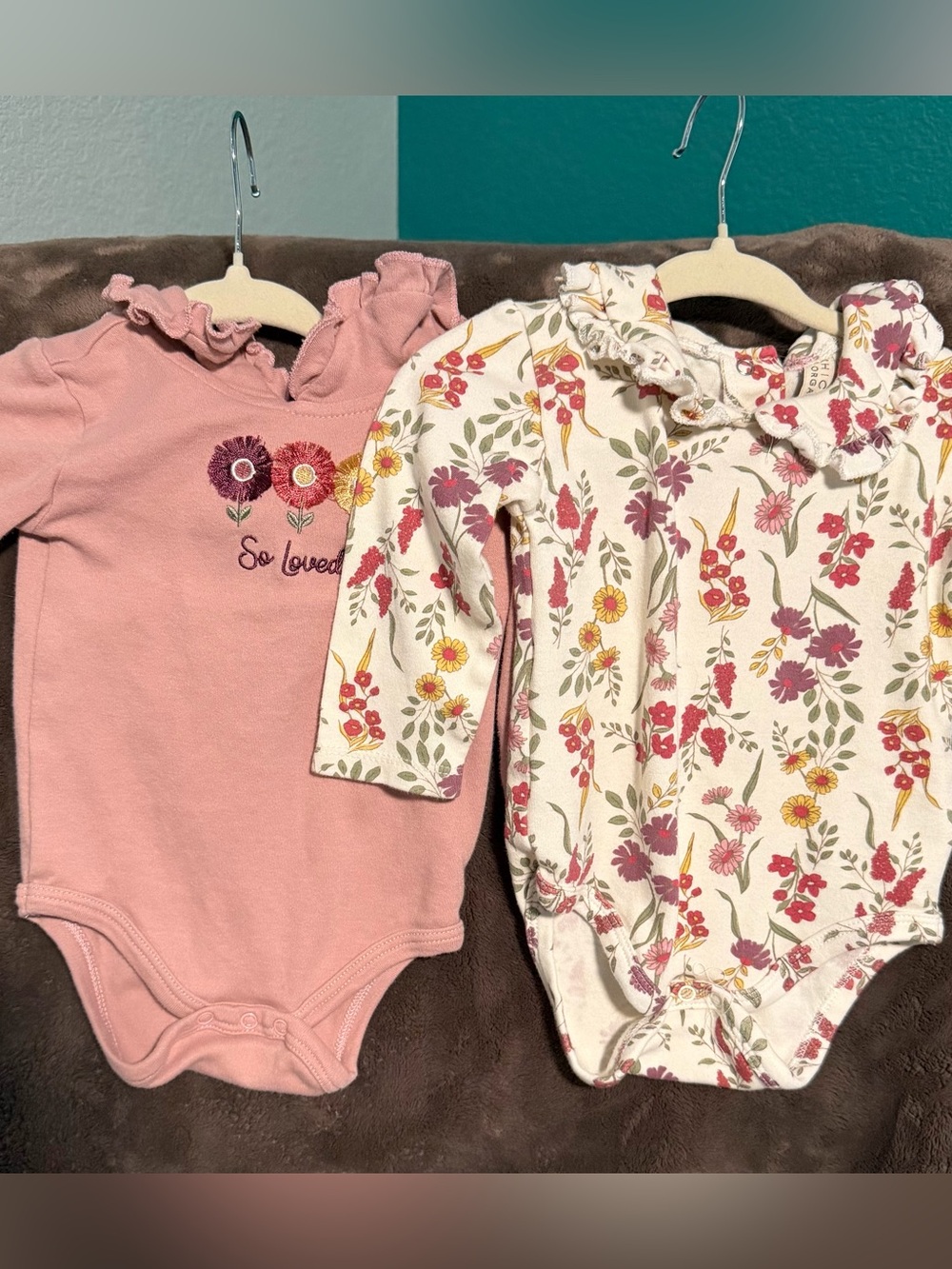 Chickpea Organic Ruffle Bodysuit Set 6-9M - Cream & Pink, Floral